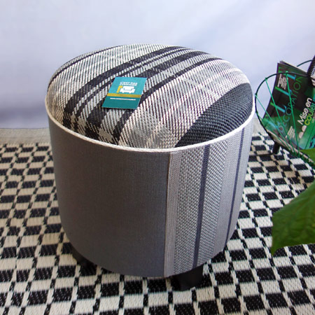 cestpascommode pouf écossais gris