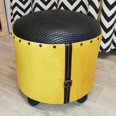 Pouf jaune et noir