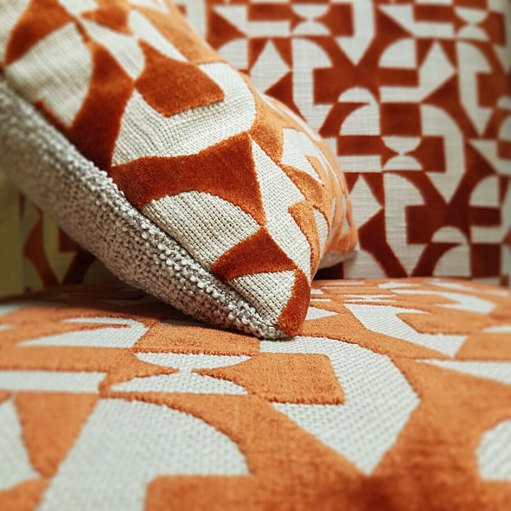 Fauteuil Art Déco - détail tissu et coussin