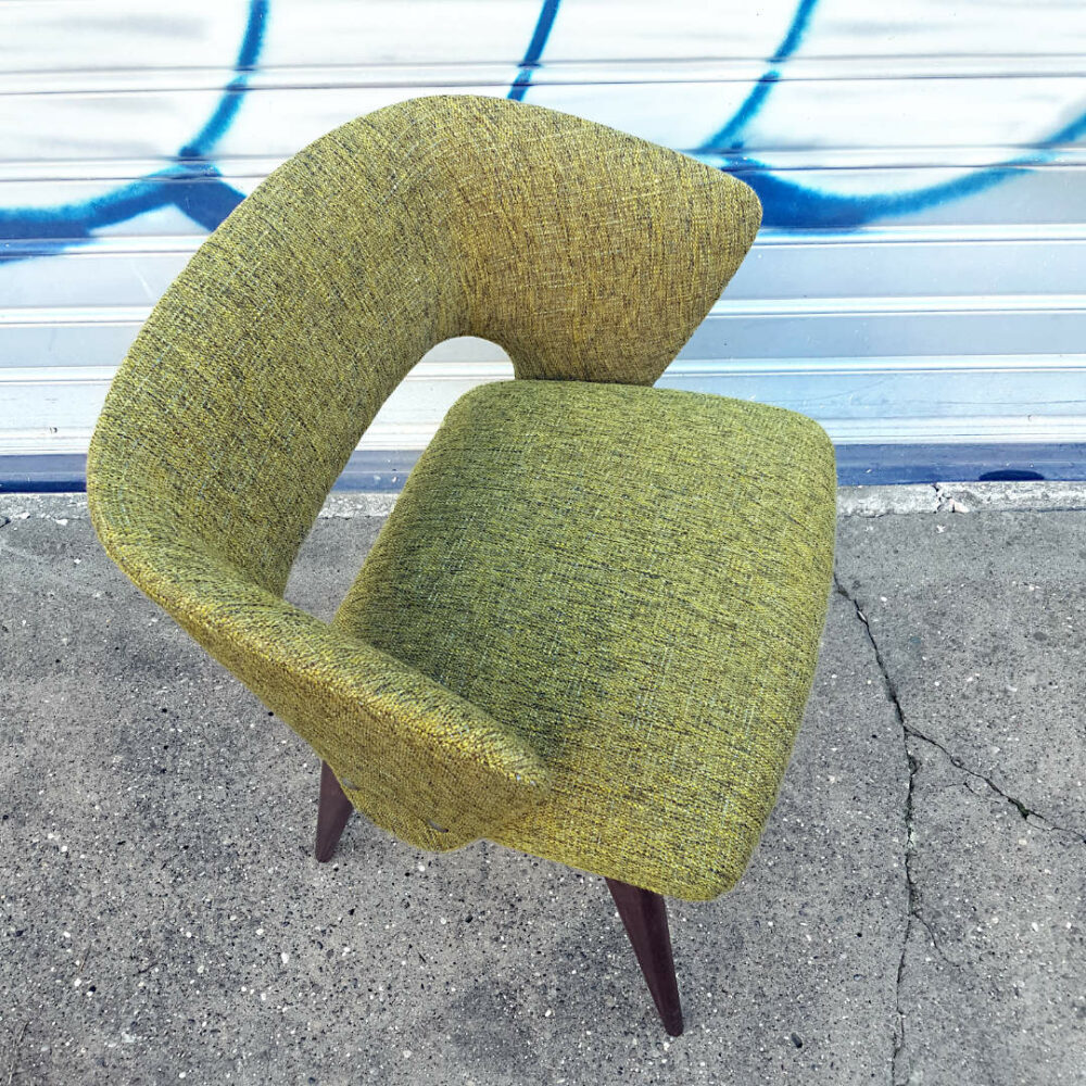 Chaise Michel Ducaroy 624, tissu vert, vue de dessus